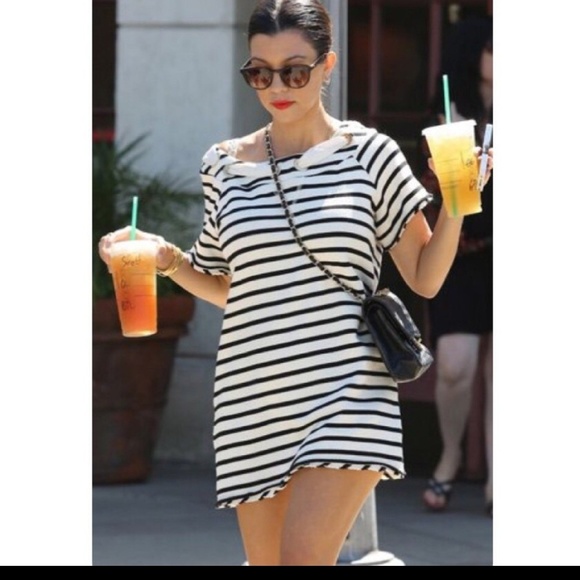 DO YOU HAVE A MINI DRESS IN STRIPES? - Picture 6 of 6